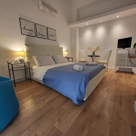 Living Cagliari Marina Bed & Breakfast Luaran gambar