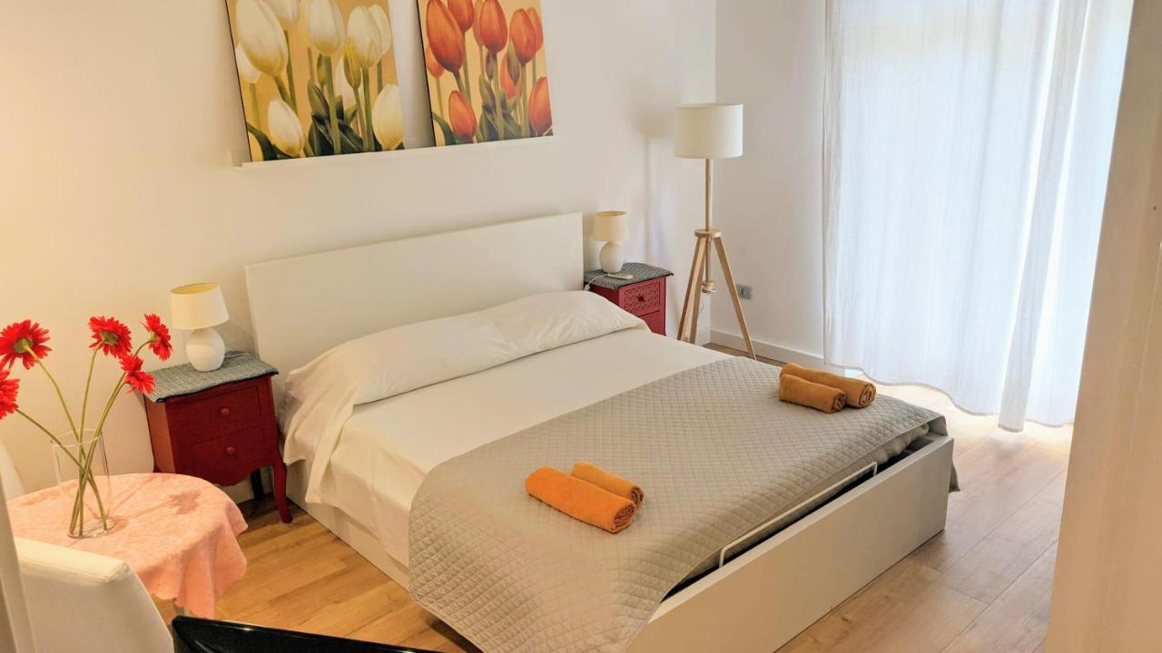 Living Cagliari Marina Bed & Breakfast Luaran gambar