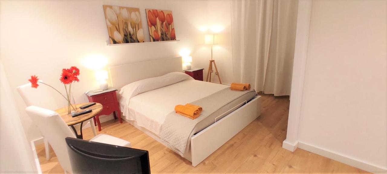 Living Cagliari Marina Bed & Breakfast Luaran gambar