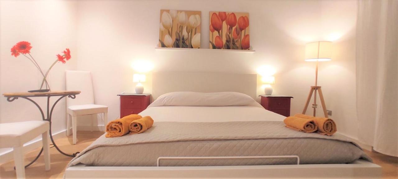 Living Cagliari Marina Bed & Breakfast Luaran gambar